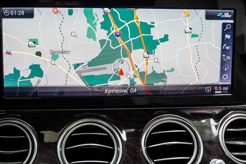 Used 2019 Mercedes-Benz E 450 4MATIC Wagon image 30