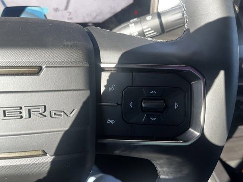 New 2025 GMC Hummer EV 3X w/ Extreme Off-Road Package image 12