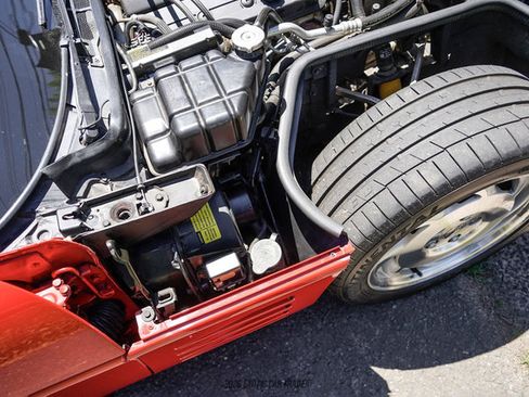 Used 1994 Chevrolet Corvette Convertible RWD image 30