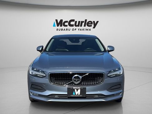 Used 2017 Volvo S90 T6 Momentum w/ Vision Package AWD/4WD image 9