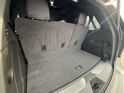 Used 2022 Chevrolet Tahoe Z71 w/ Luxury Package image 31