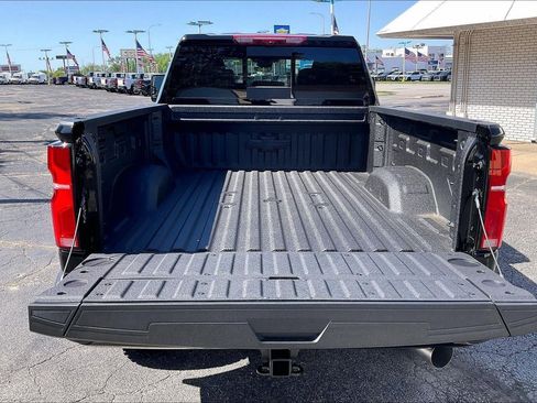 New 2026 Chevrolet Silverado 2500 High Country w/ High Country Premium Package AWD/4WD image 5
