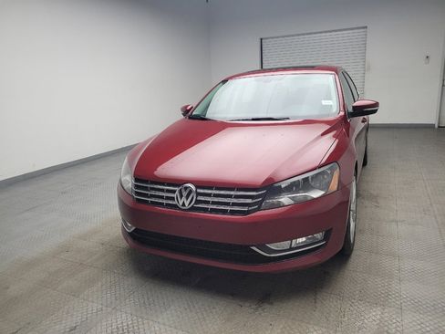 Used 2015 Volkswagen Passat 1.8T SEL Premium image 15