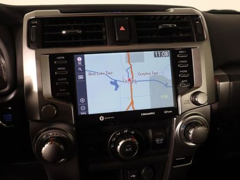 Used 2022 Toyota 4Runner SR5 Premium image 44