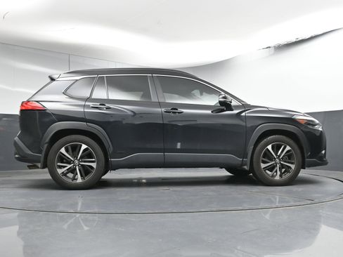 Used 2024 Toyota Corolla Cross XSE image 26