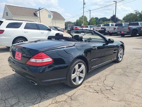 Used 2009 Mercedes-Benz SL 550 image 3