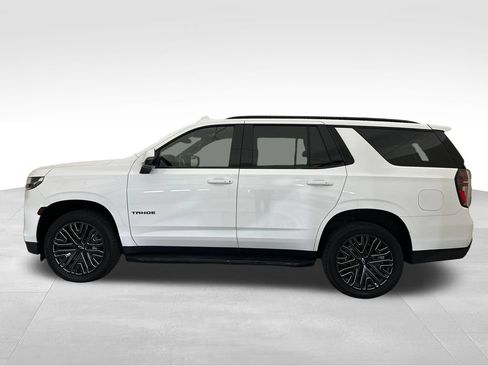 Used 2023 Chevrolet Tahoe RST w/ Luxury Package RWD image 2