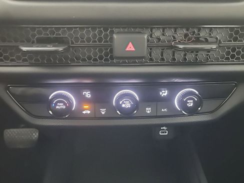 Certified 2023 Honda HR-V LX image 27