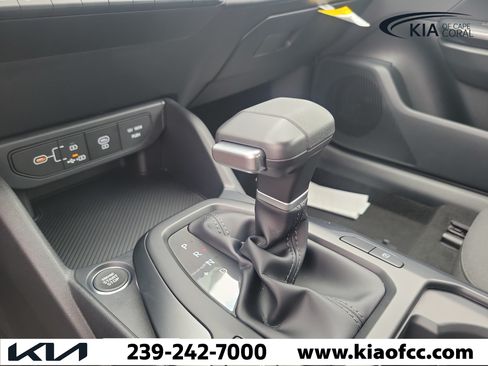 New 2026 Kia K4 FWD image 30