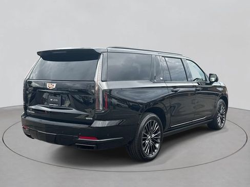 Certified 2026 Cadillac Escalade ESV Platinum Sport AWD/4WD image 5