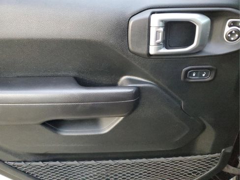 Used 2020 Jeep Gladiator Sport w/ Quick Order Package 23S image 16