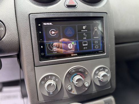 Used 2008 Pontiac G6 GT w/ Premium Package FWD image 18