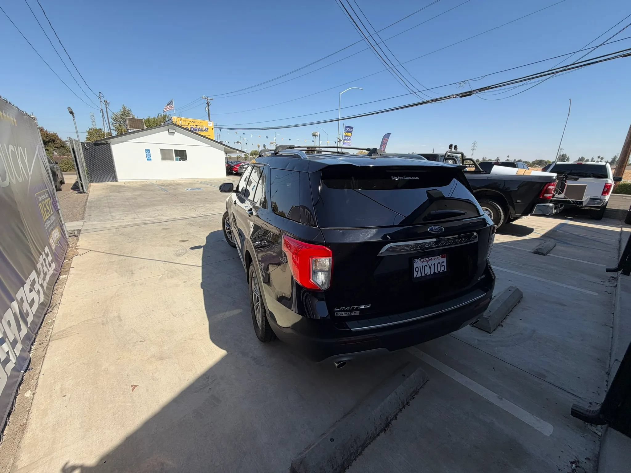 Used 2022 Ford Explorer Limited w/ Equipment Group 301A AWD/4WD image 12