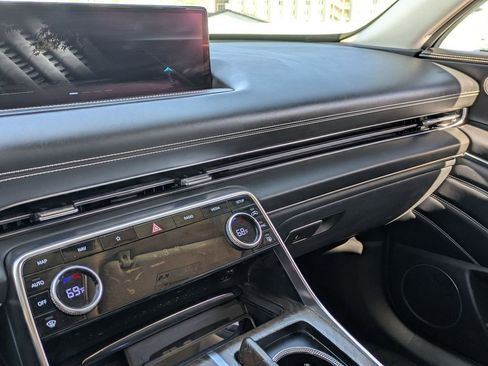 Used 2024 Genesis GV80 2.5T image 15