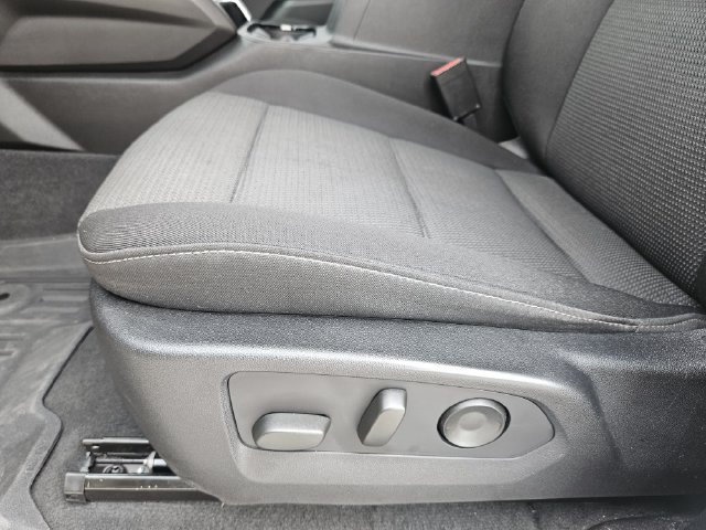Used 2024 Chevrolet Colorado LT w/ LT Convenience Package II RWD image 23