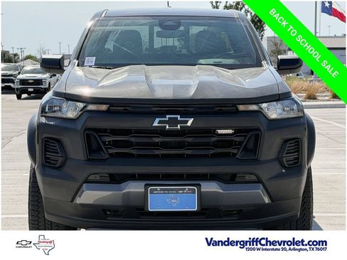 Used 2024 Chevrolet Colorado Trail Boss w/ Advanced Trailering Package AWD/4WD image 7
