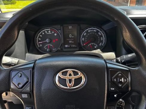 Used 2023 Toyota Tacoma SR AWD/4WD image 10