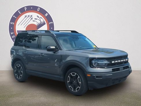 Used 2021 Ford Bronco Sport Outer Banks AWD/4WD image 2