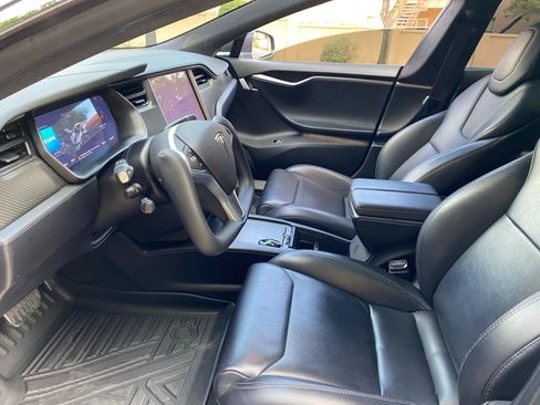 Used 2018 Tesla Model S 75D AWD/4WD image 30