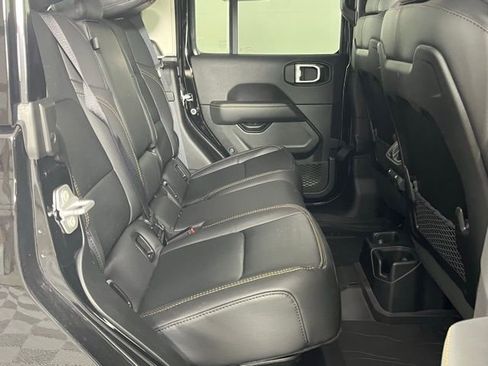 New 2025 Jeep Gladiator Sport w/ Premium Package image 26