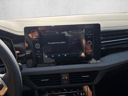 New 2026 Volkswagen Jetta SE image 21