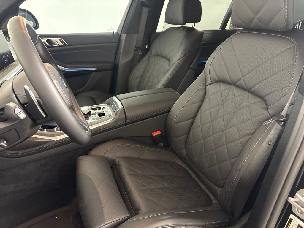 Certified 2026 BMW X7 xDrive40i AWD/4WD image 26