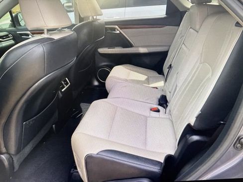 Used 2018 Lexus RX 350L FWD image 9