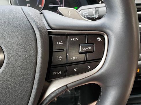Used 2022 Lexus ES 250 w/ Premium Package AWD/4WD image 20