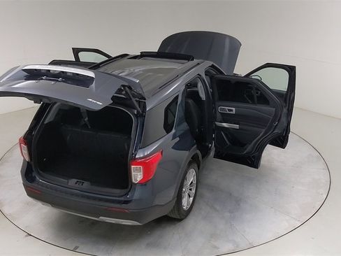 Certified 2023 Ford Explorer XLT w/ Equipment Group 202A image 53