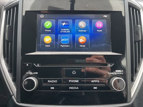 Used 2019 Subaru Crosstrek 2.0i Premium image 16