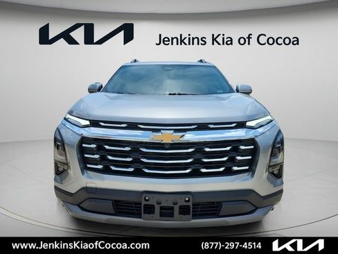 Used 2025 Chevrolet Equinox LT w/ Convenience Package II AWD/4WD image 12
