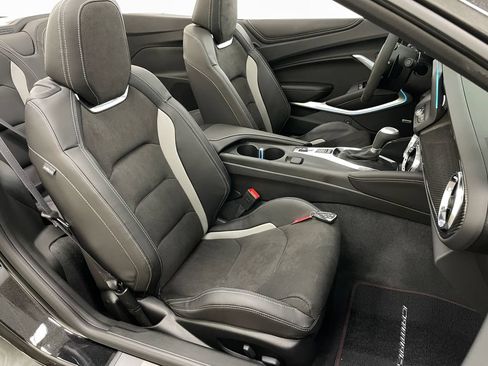 Used 2024 Chevrolet Camaro SS RWD image 40