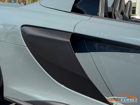 Used 2016 McLaren 675LT image 66