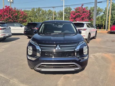 New 2026 Mitsubishi Outlander SE FWD image 8