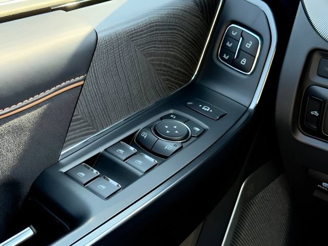 New 2024 Ford F450 Platinum AWD/4WD image 32