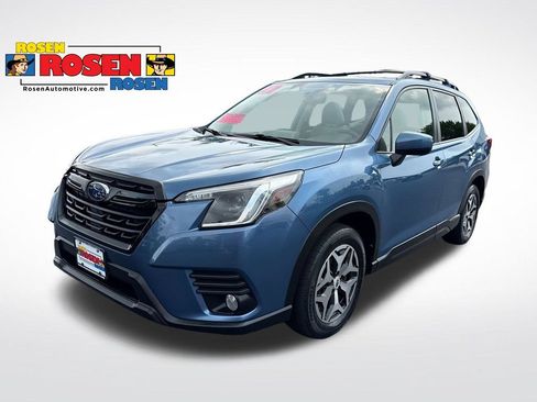 Used 2022 Subaru Forester Premium w/ Popular Package #3 AWD/4WD image 1