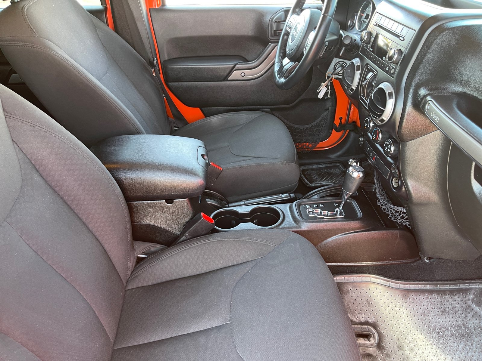 Used 2015 Jeep Wrangler Unlimited Sport w/ Quick Order Package 24S AWD/4WD image 19