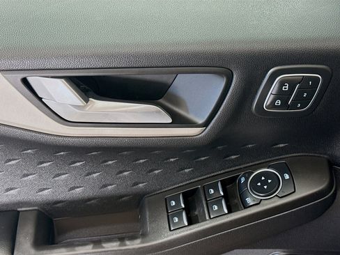 Used 2020 Ford Escape SEL image 24