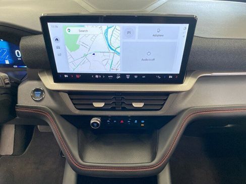 Used 2025 Ford Explorer ST-Line image 24