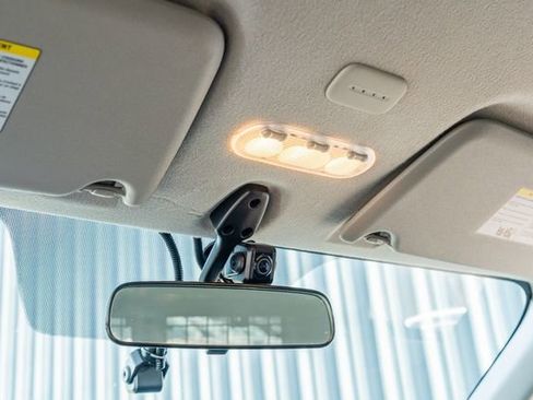 Used 2021 Nissan NV200 SV w/ Sliding Door Glass Package image 22