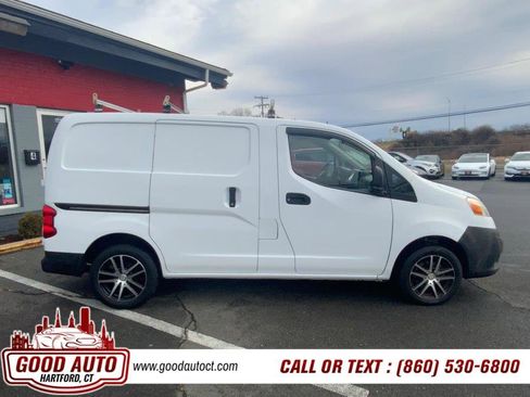 Used 2017 Nissan NV200 S w/ Cruise Control Package image 4