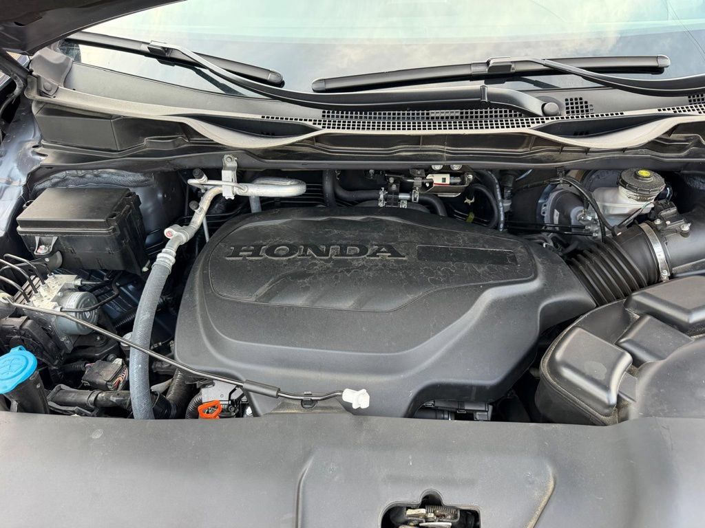 Used 2025 Honda Odyssey EX-L image 12