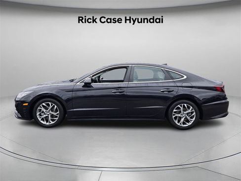 Used 2023 Hyundai Sonata SEL w/ Convenience Package image 3