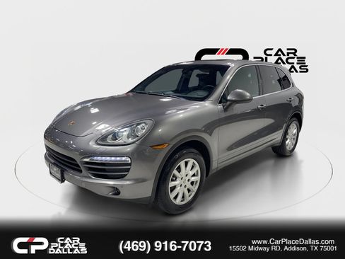 Used 2014 Porsche Cayenne AWD/4WD image 3