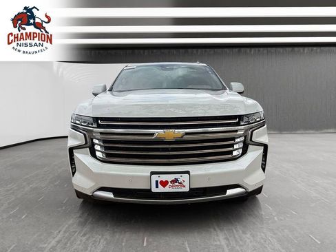 Used 2024 Chevrolet Tahoe High Country RWD image 8