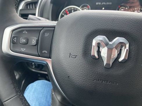 Used 2025 RAM 1500 Big Horn AWD/4WD image 11