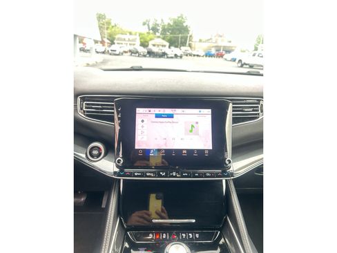 Used 2022 Jeep Wagoneer Series I w/ Convenience Group I AWD/4WD image 14