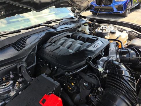 Used 2025 Ford Mustang GT Premium image 37