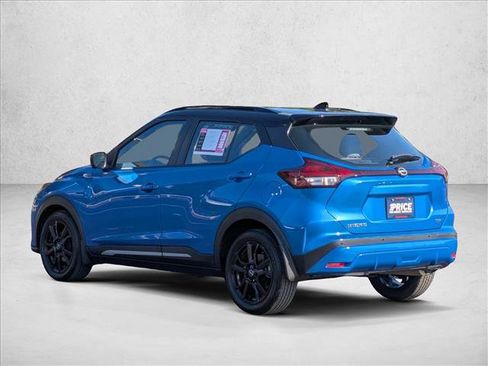 Used 2023 Nissan Kicks SR w/ SR Premium Package FWD image 8
