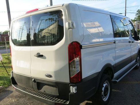 Used 2022 Ford Transit 250 Low Roof w/ Exterior Upgrade Package RWD image 4